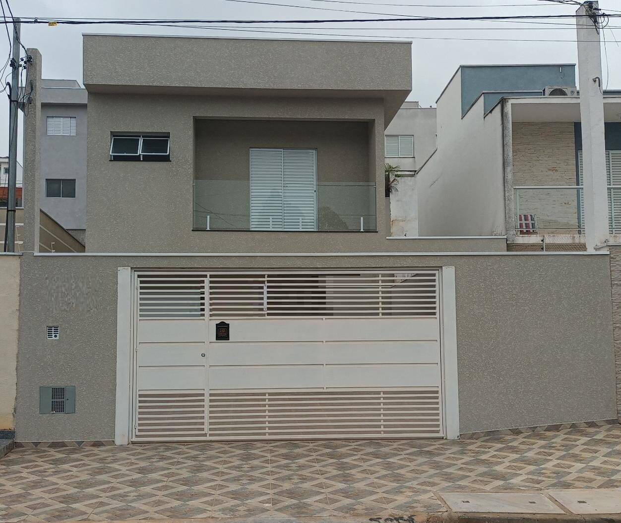 #220 - Sobrado para Venda em Cajamar - SP