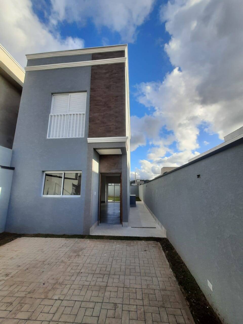 #248 - Sobrado para Venda em Santana de Parnaíba - SP