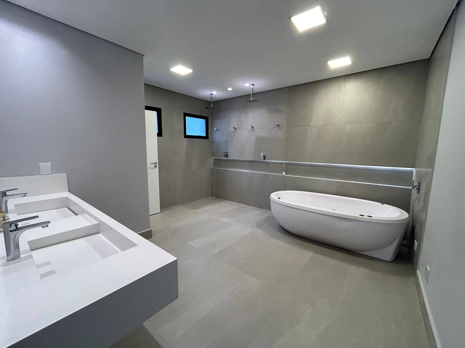 #643 - Casa para Venda em Santana de Parnaíba - SP