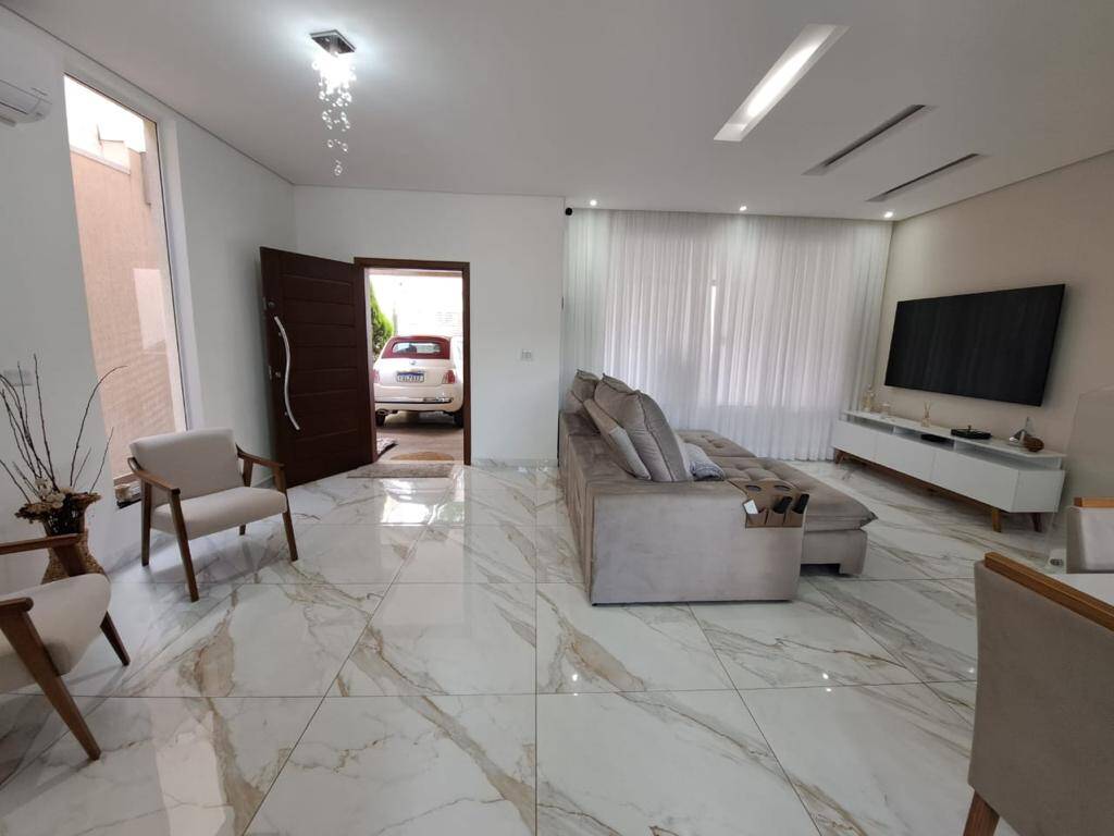 #678 - Sobrado para Venda em Cajamar - SP