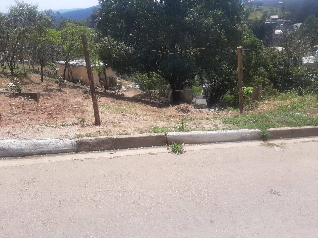 #946 - Terreno para Venda em Santana de Parnaíba - SP