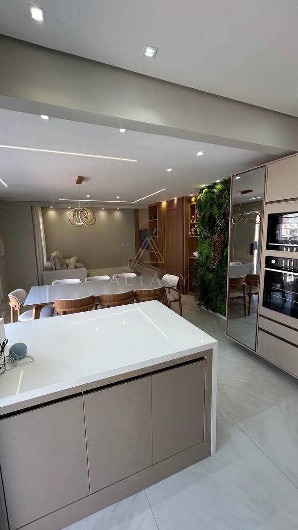 #1009 - Casa em condomínio para Venda em Santana de Parnaíba - SP