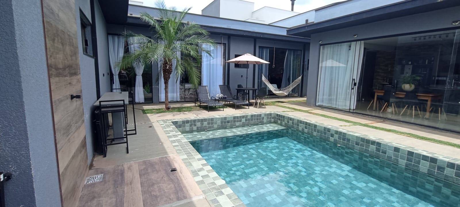 #1031 - Casa em condomínio para Venda em Indaiatuba - SP