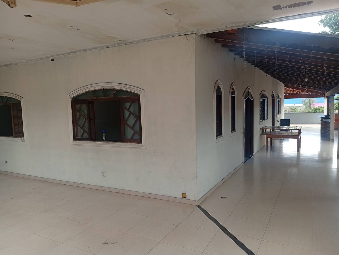 #1032 - Casa para Locação em Santana de Parnaíba - SP