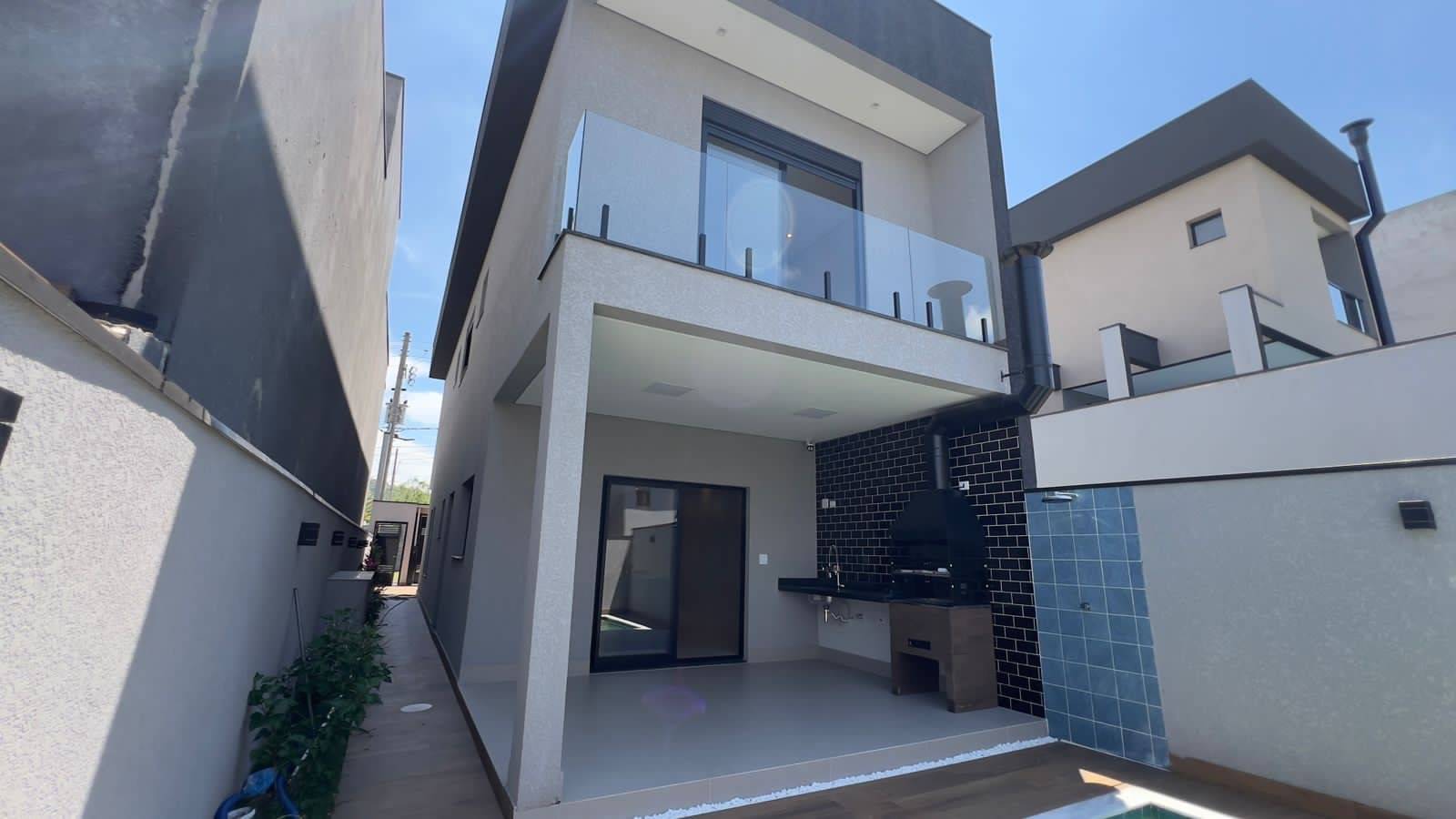 #1038 - Casa em condomínio para Venda em Santana de Parnaíba - SP