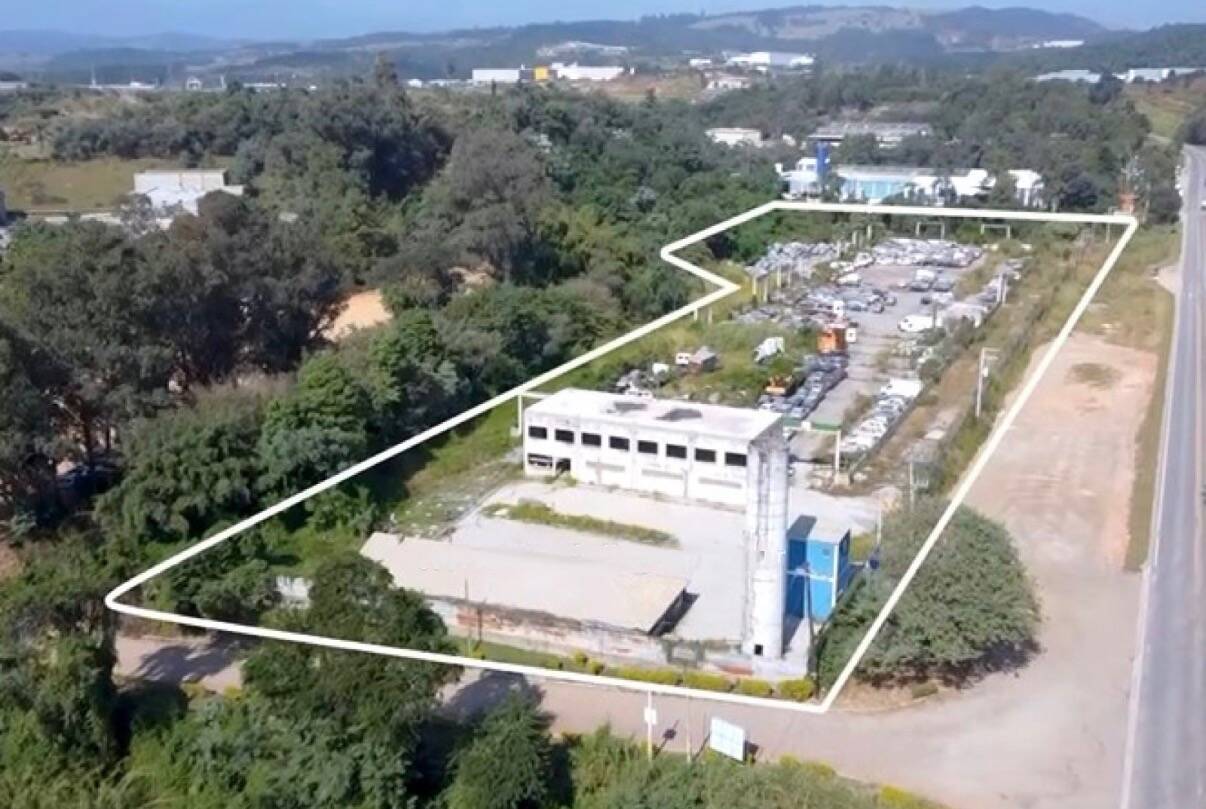 #1080 - Galpão para Venda em Araçariguama - SP