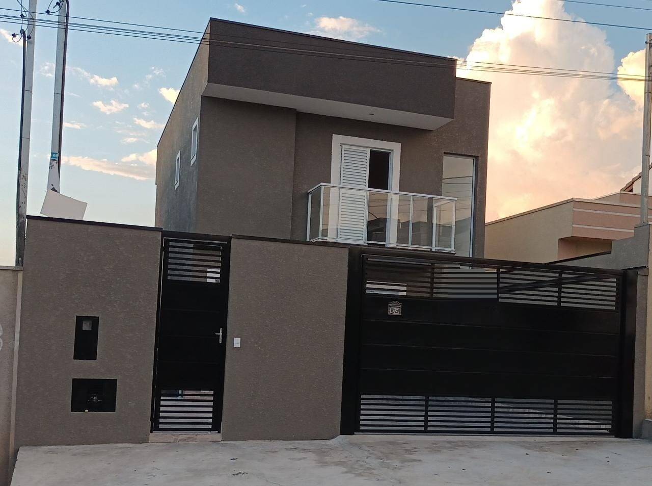 #130 - Casa para Venda em Cajamar - SP