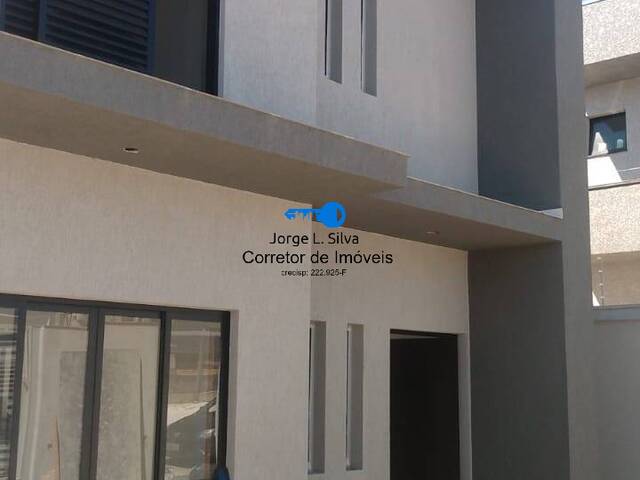 Casa para Venda em Cajamar - 2