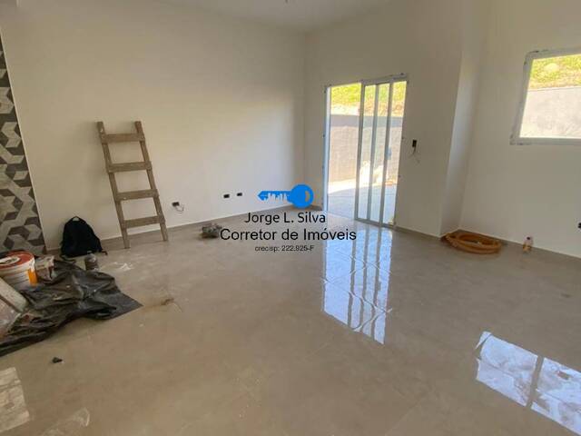 Casa para Venda em Cajamar - 3