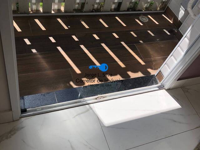 Casa para Venda em Santana de Parnaíba - 5