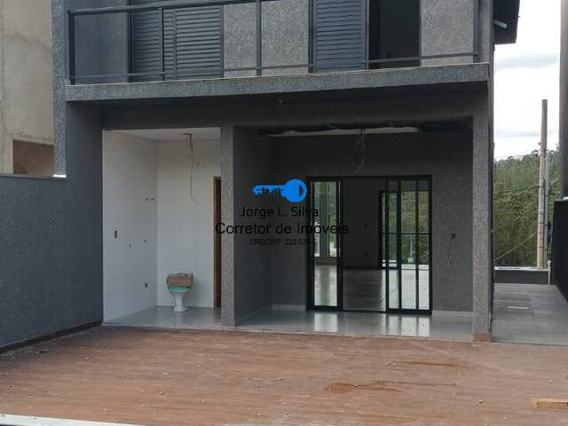 Sobrado para Venda em Cajamar - 5