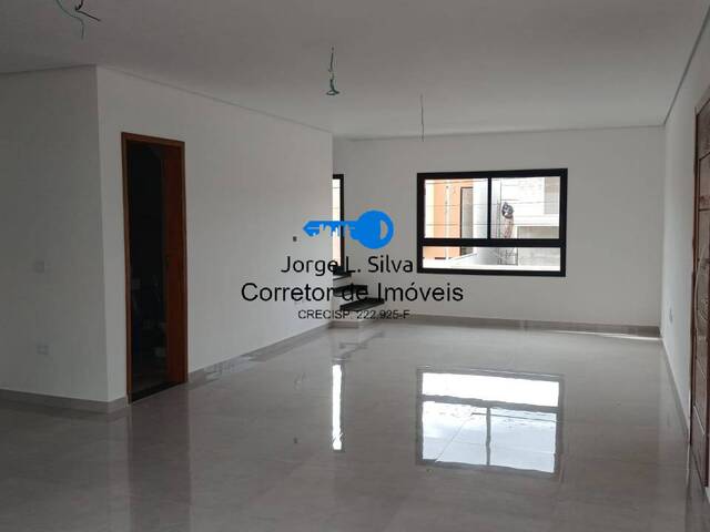 Sobrado para Venda em Cajamar - 4