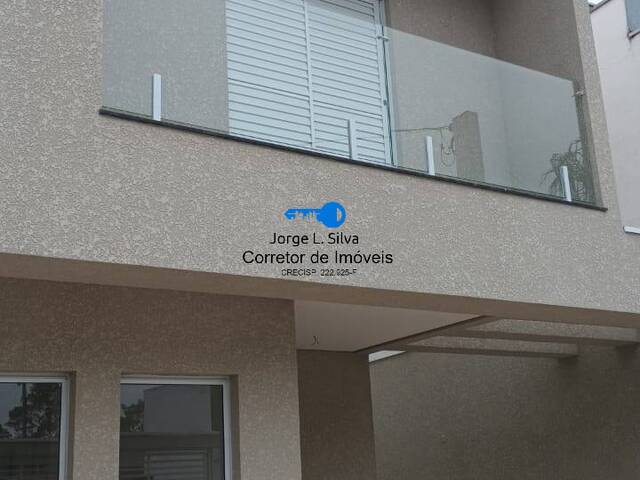 Sobrado para Venda em Cajamar - 3