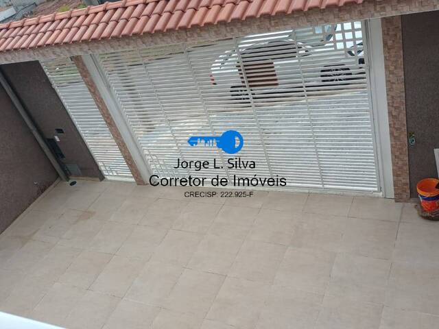 Sobrado para Venda em Cajamar - 3