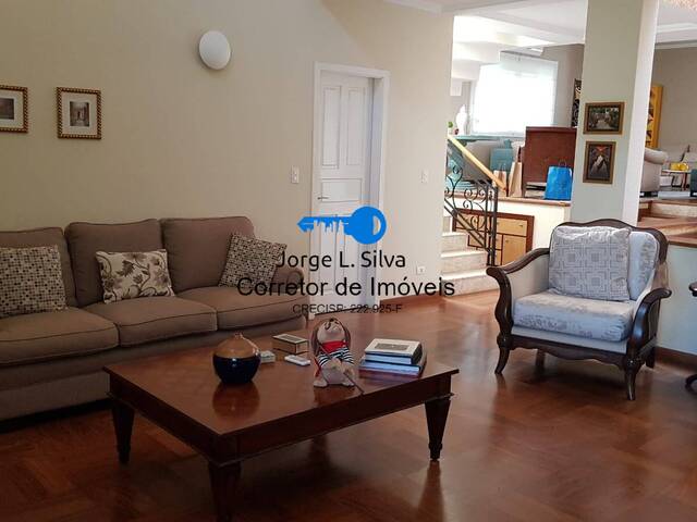 Casa para Venda em Santana de Parnaíba - 3