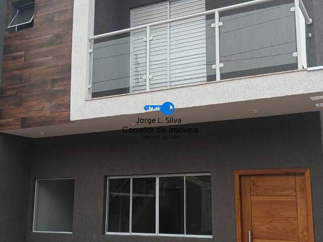 Sobrado para Venda em Cajamar - 4