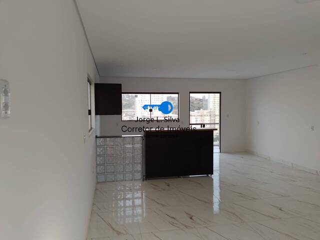 Sobrado para Venda em Cajamar - 3