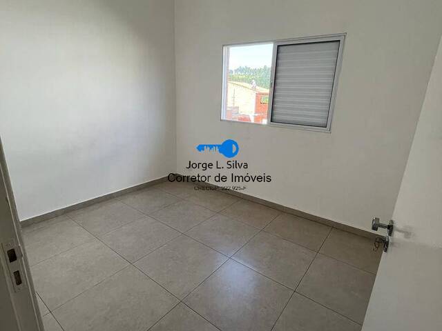 Casa para Venda em Cajamar - 4