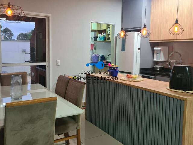 Sobrado para Venda em Cajamar - 3