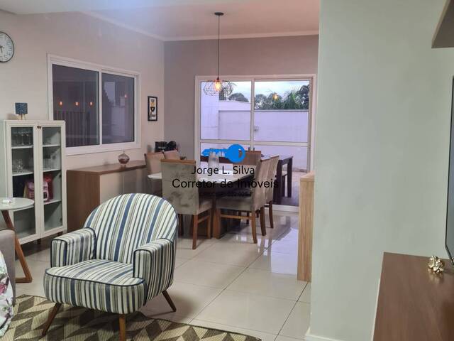 Sobrado para Venda em Cajamar - 4