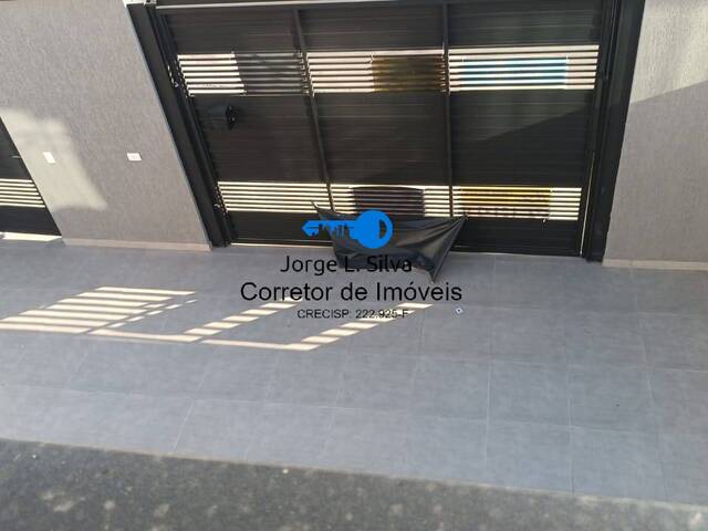 Sobrado para Venda em Cajamar - 2