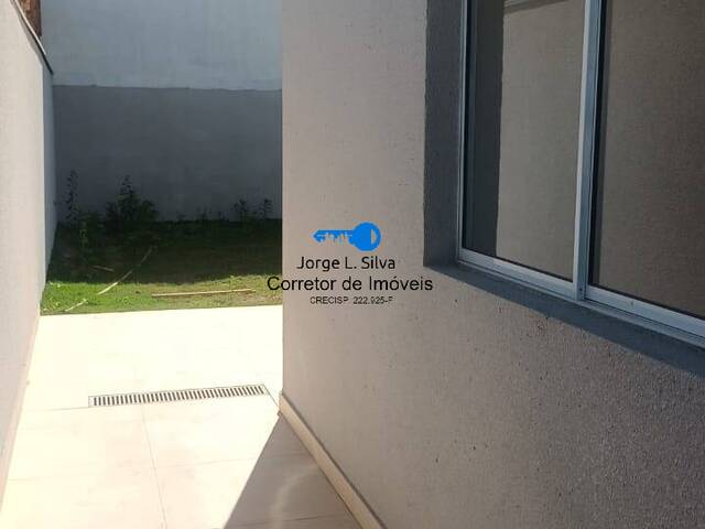 Sobrado para Venda em Cajamar - 5