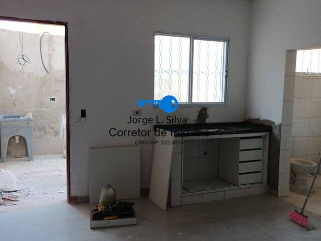 Casa para Locação em Cajamar - 3