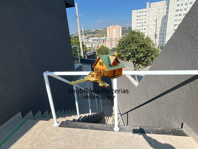 Sobrado para Venda em Cajamar - 3