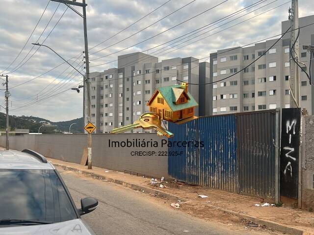 Terreno para Venda em Santana de Parnaíba - 3