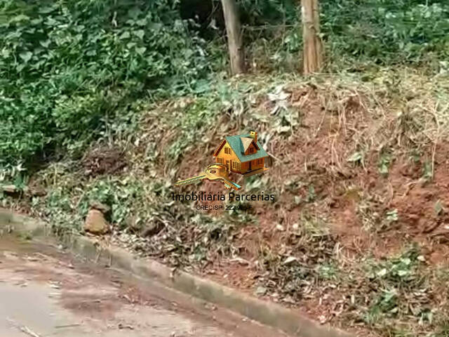 Terreno para Venda em Santana de Parnaíba - 3