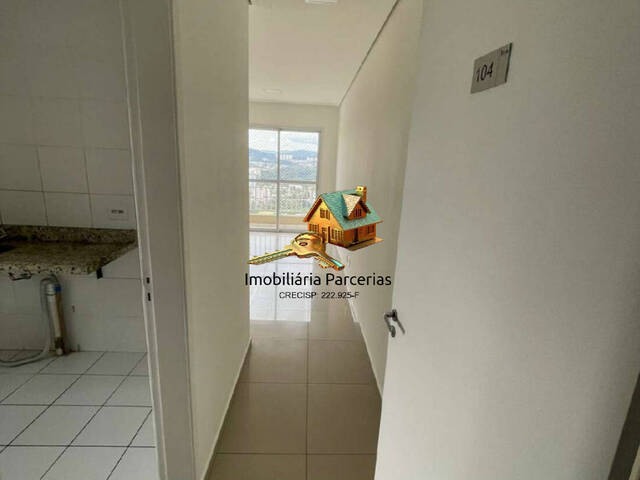 Apartamento para Venda em Santana de Parnaíba - 4