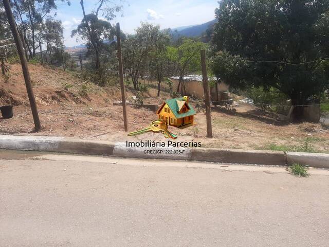 Terreno para Venda em Santana de Parnaíba - 4