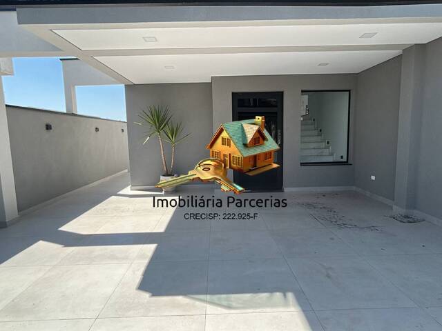 Sobrado para Venda em Cajamar - 3