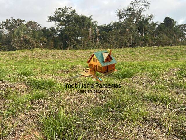 #956 - Terreno em condomínio para Venda em Santana de Parnaíba - SP - 2