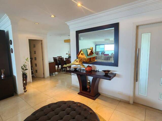 #973 - Apartamento para Locação em Guarujá - SP - 2