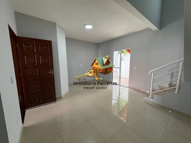 Sobrado para Venda em Cajamar - 4