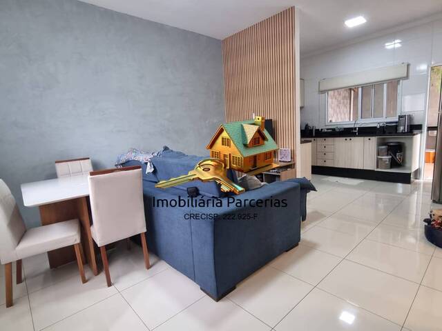 #993 - Casa para Venda em Cajamar - SP - 2