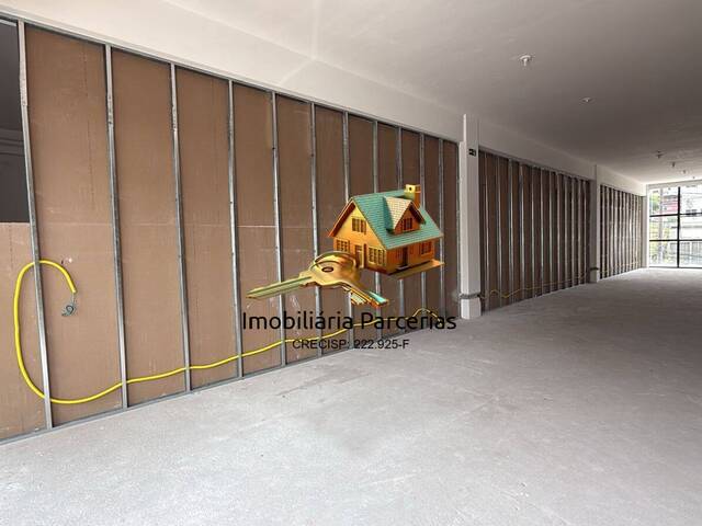 Salão Comercial para Locação em Cajamar - 5