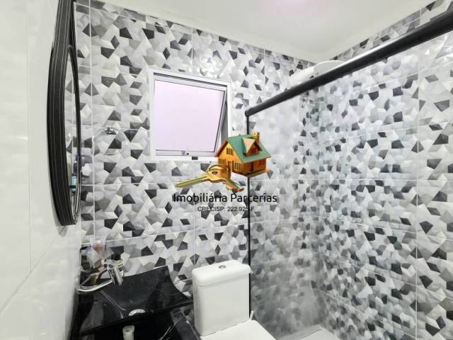 Sobrado para Venda em Santana de Parnaíba - 4