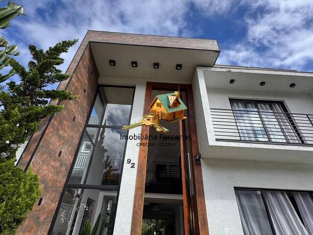 Casa para Venda em Jandira - 2