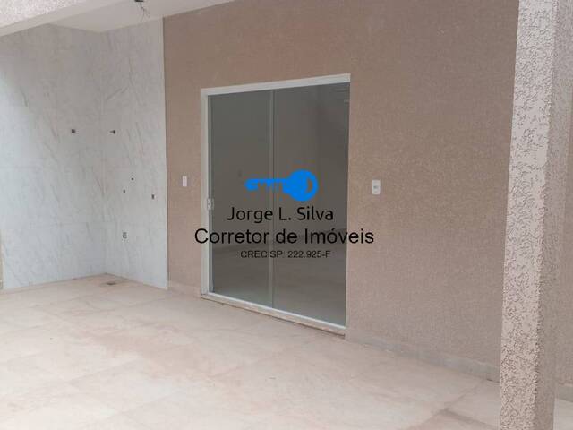 Sobrado para Venda em Cajamar - 2