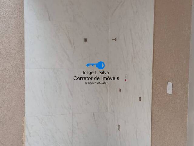 Sobrado para Venda em Cajamar - 3