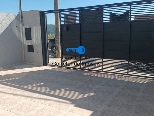 Sobrado para Venda em Cajamar - 3