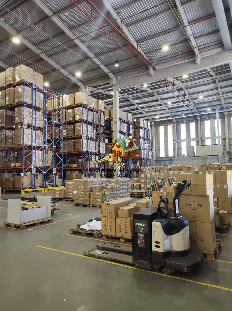 Galpão em Cajamar 76.000m2 - 22.800AC - 18.000 Fabril - 23 Docas - Pé D 12m