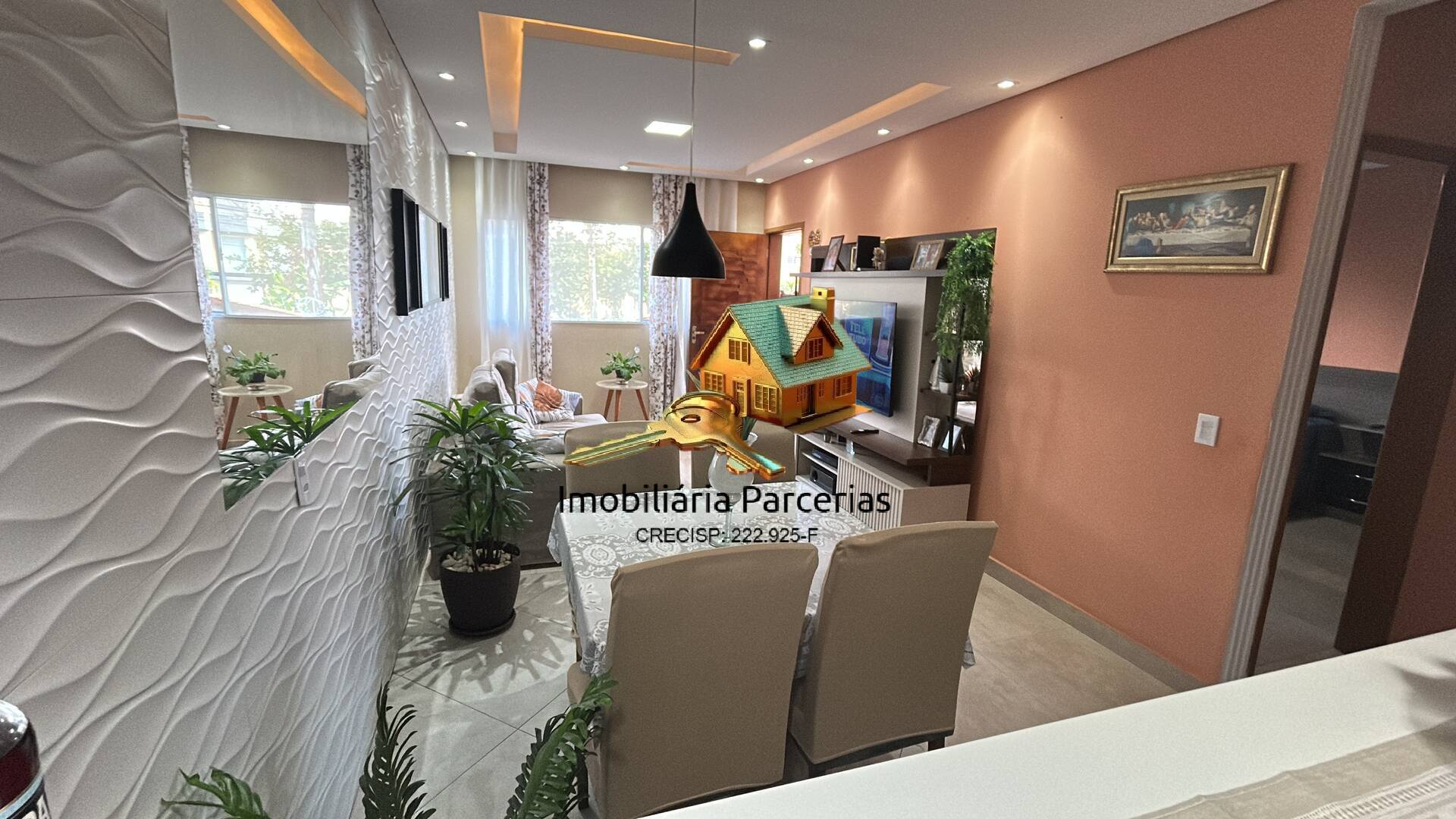 Casa térrea 2 Dormitórios 1 Suíte 3 vagas de carro com energia Solar Portal