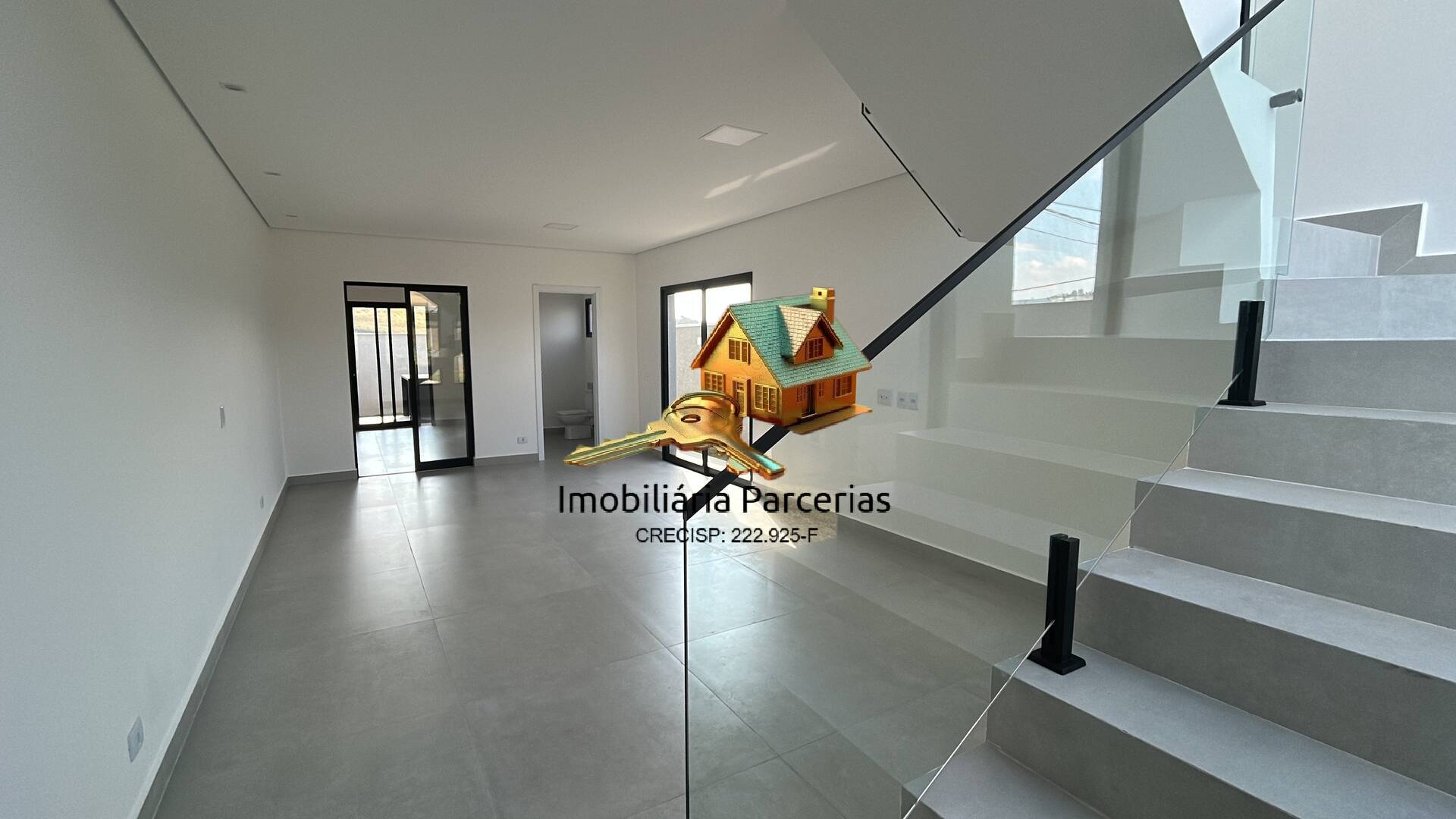 Casa Espetacular em Santana de Parnaíba 3 Dormitórios 1 Suíte 2 vagas !