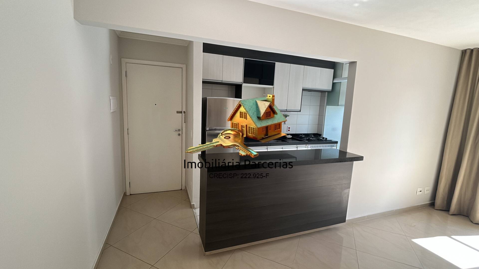 Apartamento 3 Dormitórios 1 Suíte , Varanda 1 Vaga Pintura nova e Limpo !