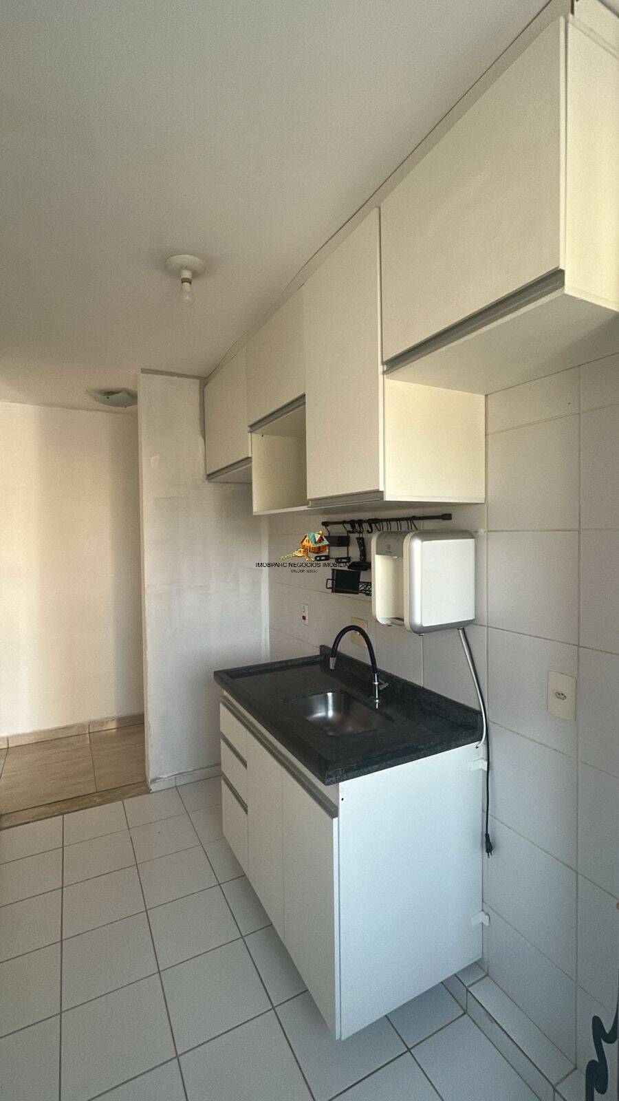 Apartamento 6 andar Treviso 47m2 2 Dormitórios com varanda !