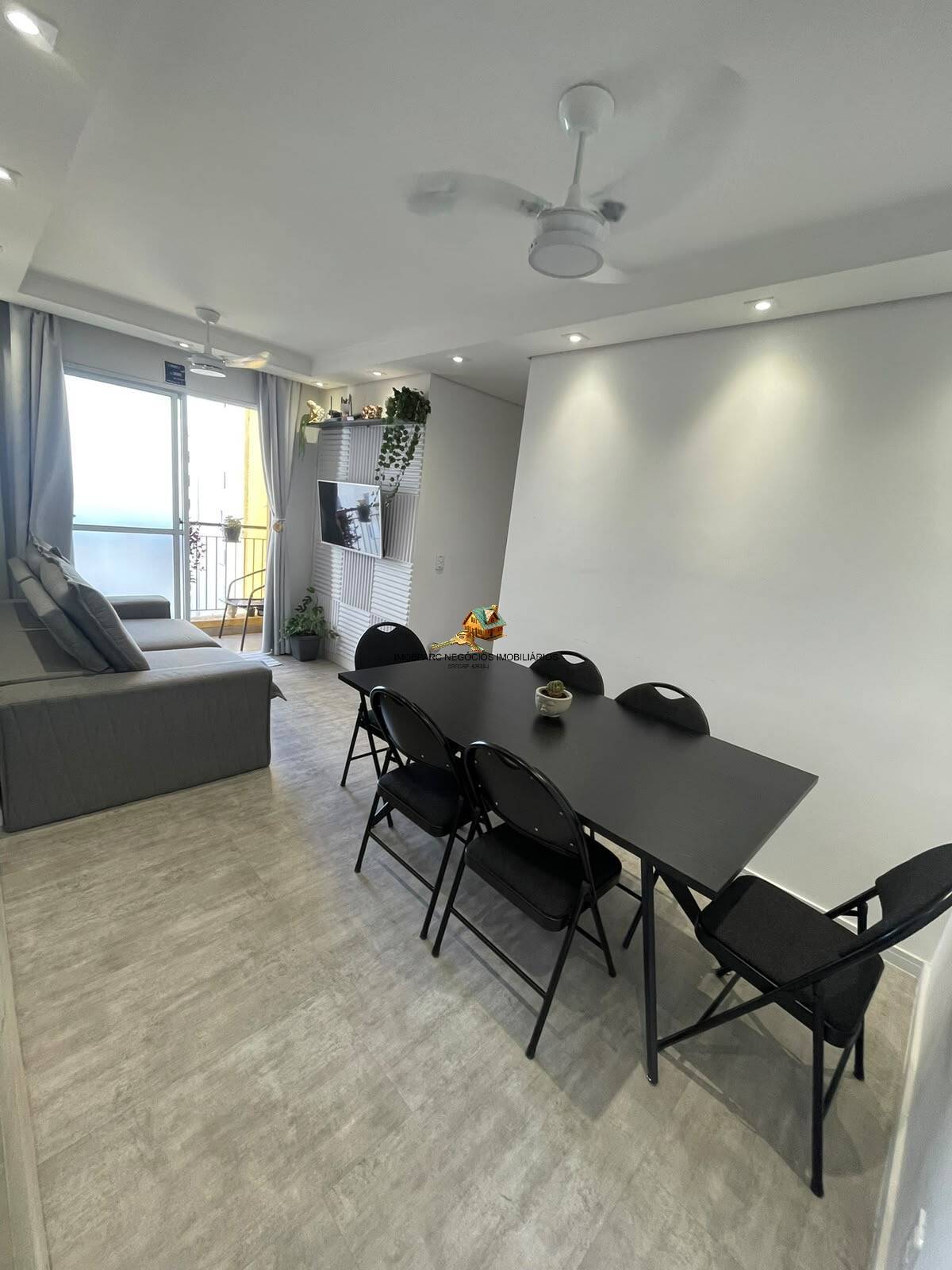 Apartamento à venda 52m2  2 Dormitórios Cond. Quintas das Roseiras Portal !