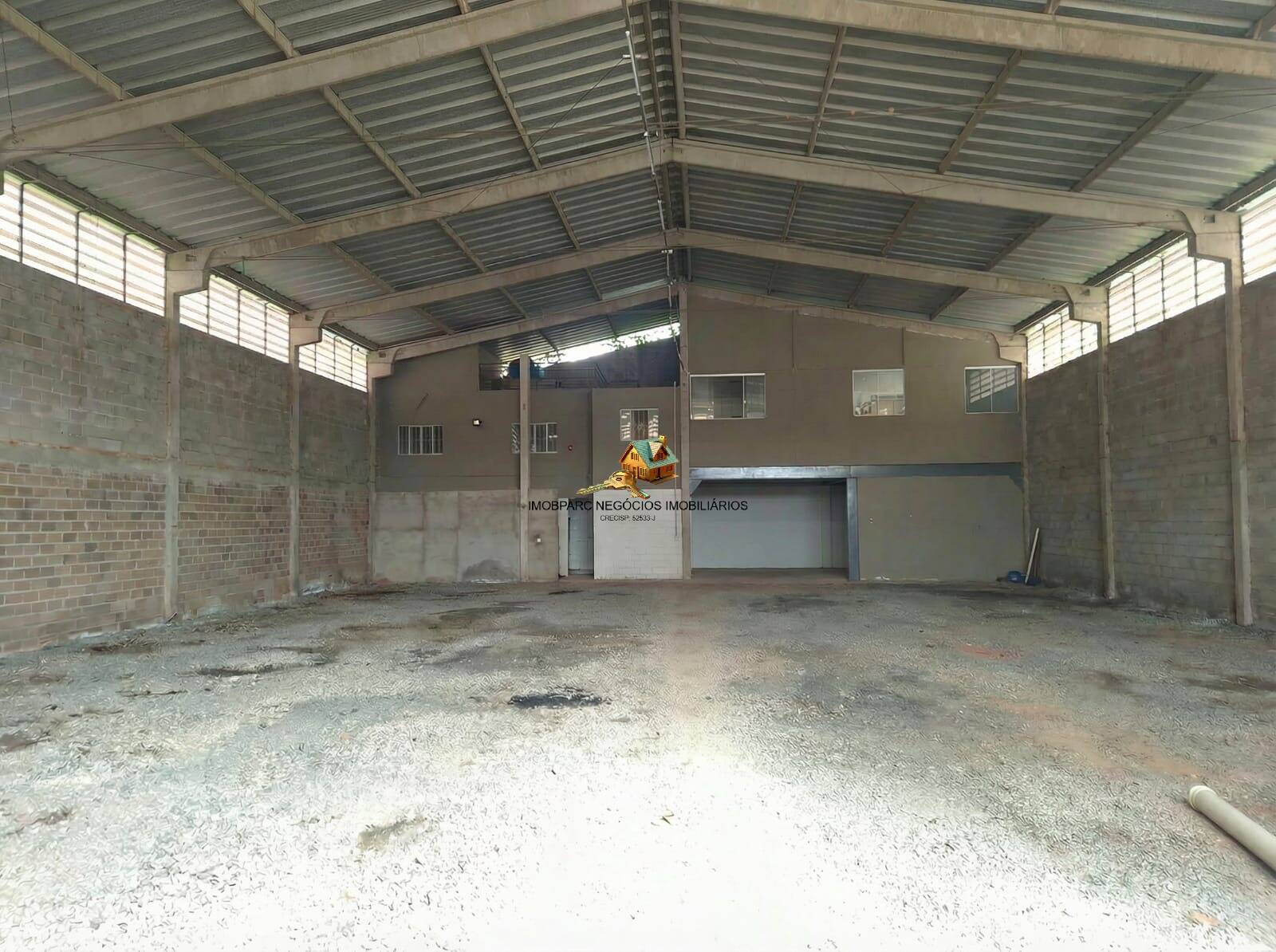 Locação de Galpão com 1.805m2 de terreno e 1.000m2 de Área Construída!